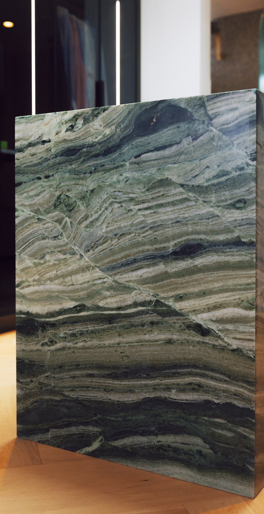 Slab movement and edge detail
